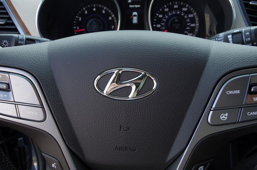 Hyundai Santa Fe 2013 года  (фото 64 из 108)